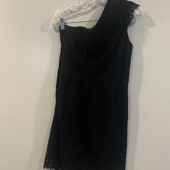 Shoshanna Black One-Shoulder Lace Dress - Picture 3 of 5